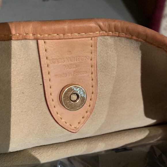 Authentic Louis Vuitton Galliera - Picture 8 of 8